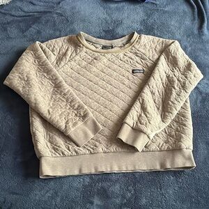 Quilted Patagonia pullover